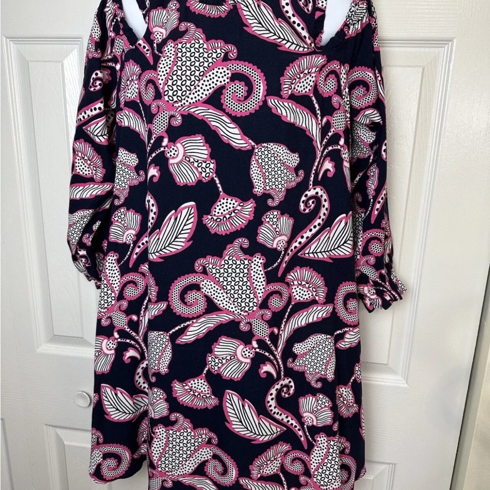 New CROWN & IVY Ruffle Neck Dress Cold Shoulder Paisley Blue Pink White Sz L - Picture 5 of 6